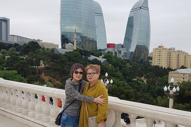 4 Hour Private Baku City Tour with Professional Guide - Why this compact Baku tour works
