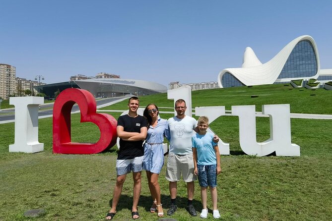 6 Hour Private Guided Tour in Baku City - What this six-hour Baku route is trying to do