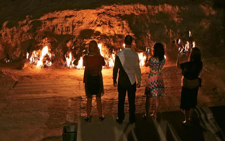 Ateshgah Fire temple and Burning mountain tour - Practical details before you book