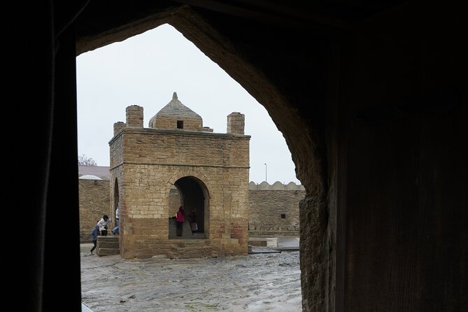 Ateshgah Fire Temple and Yanardag Fire Mountain Private Tour - Yanardag, where gas burns from the hillside