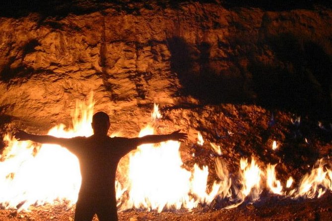 Ateshgah Fire Temple & Yanar Dag mountain (Group & Private) - Meeting in the Old City or by the Puppet Theatre