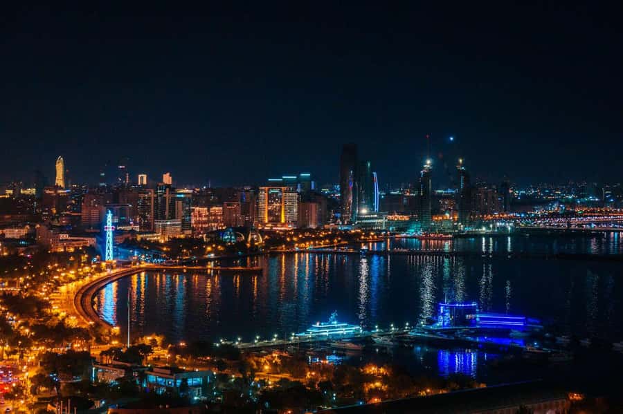 Azerbaijan: 4 days bestseller package - Arrival night: Highland Park and Baku after dark