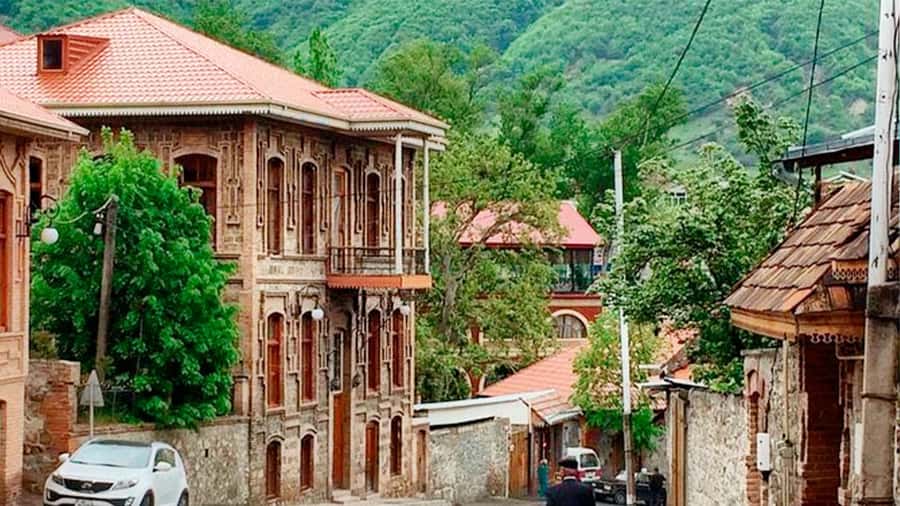 Baku: 2-Day Azerbaijan Tour with Option to Cross to Georgia - Lahij brings village life closer