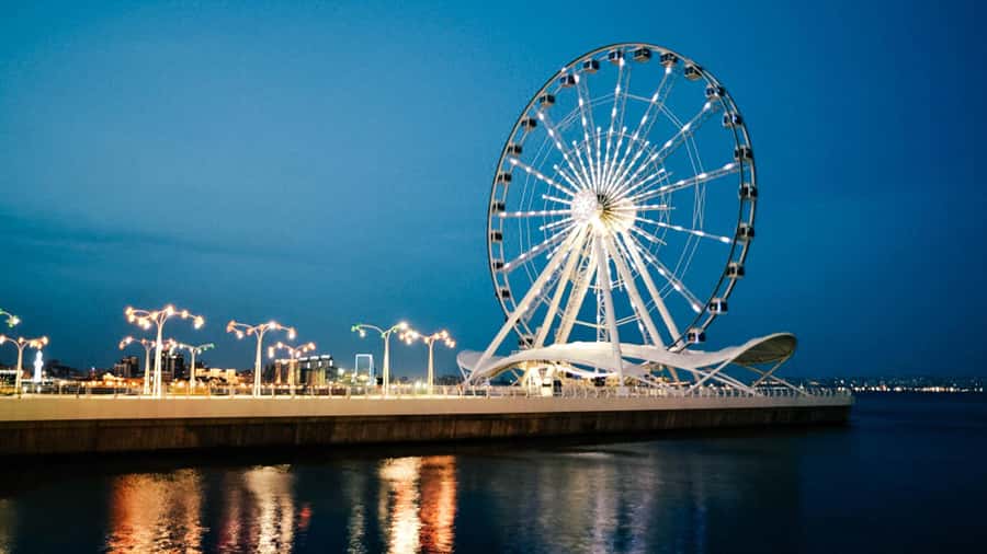 Baku: 2-Day City Highlights Tour - A Caspian cruise and Baku Boulevard