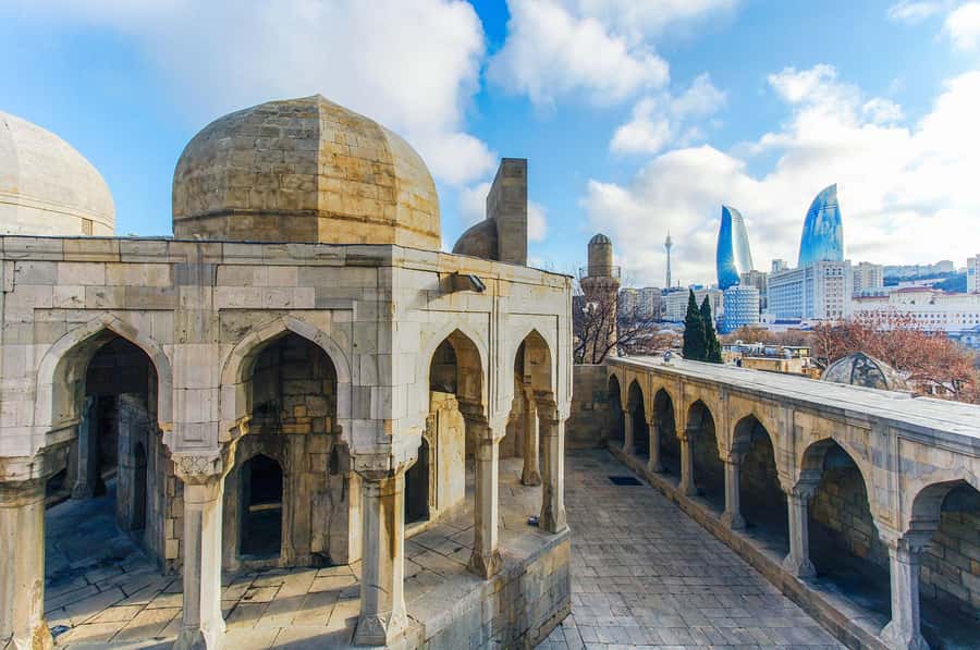 Baku: 2-Day City Highlights Tour - Ateshgah Fire Temple and the Absheron Peninsula
