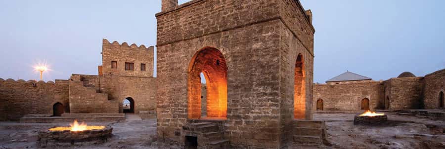 Baku: Absheron (Ateshgah and Yanar Dag) Tour - Ateshgah, the fire temple at Surakhani