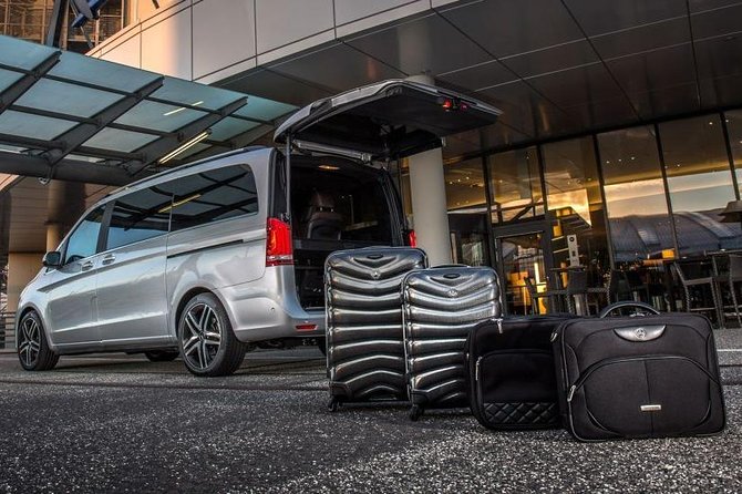 Baku Airport Private Transfer Service - A calm start at Heydar Aliyev International Airport