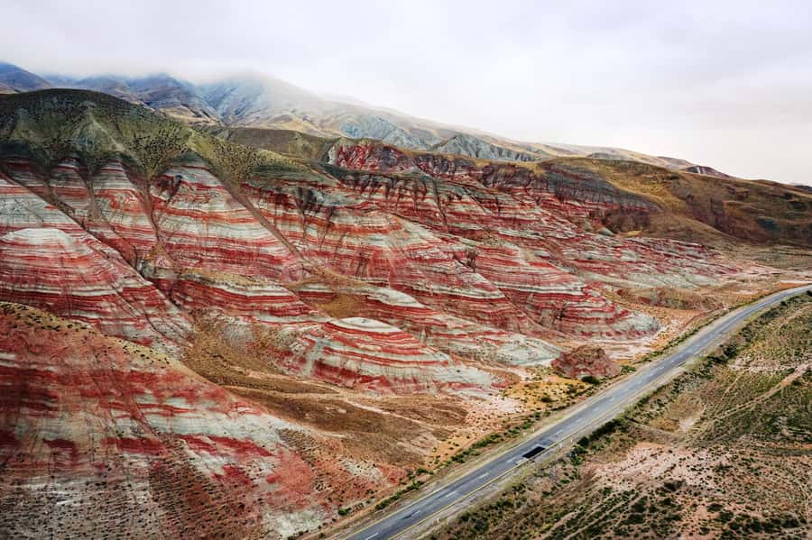 Baku: Candy Mountain, Pink Lake, Besh Barmag Dag and Mosque - Besh Barmag Mountain and the short climb