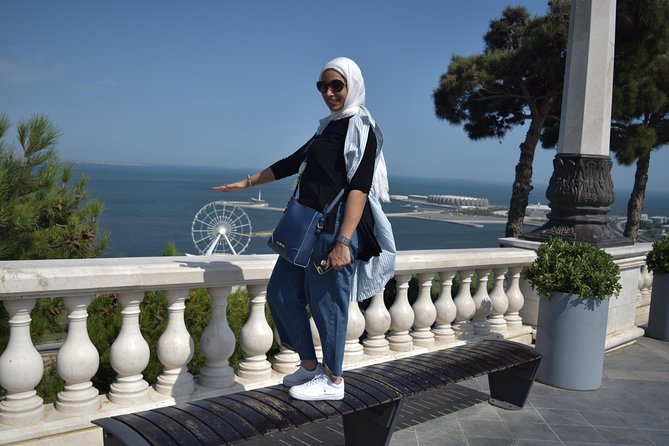 Baku City Tour (Group or Private) - Baku Boulevard, Little Venice, and the Caspian shore