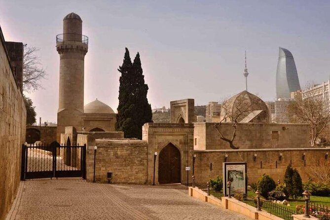 Baku City Tour with Guide Admission Include - Little Venice: a calm break beside the boulevard