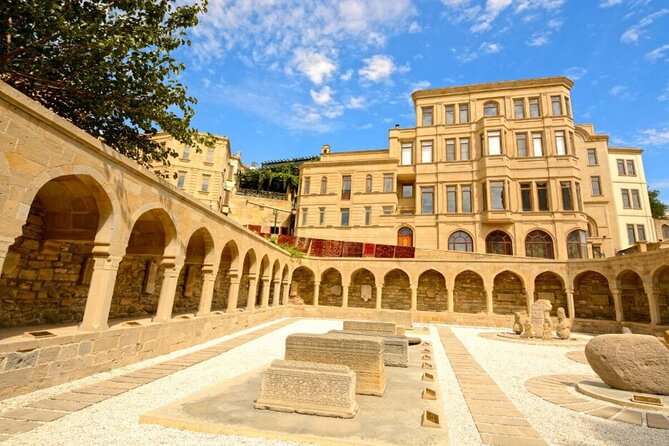 Baku City Tour with Heritage Tours / All Entrance Fees Inc - A quiet pause at Little Venice