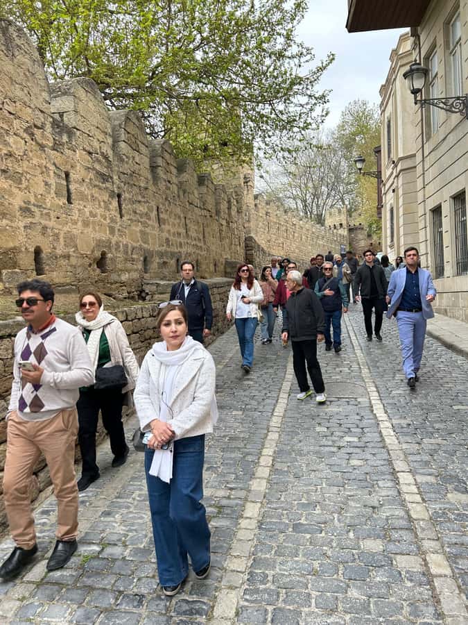 Baku: City Tour with Old City, Flame Towers, and Funicular - Flame Towers and Baku’s modern face