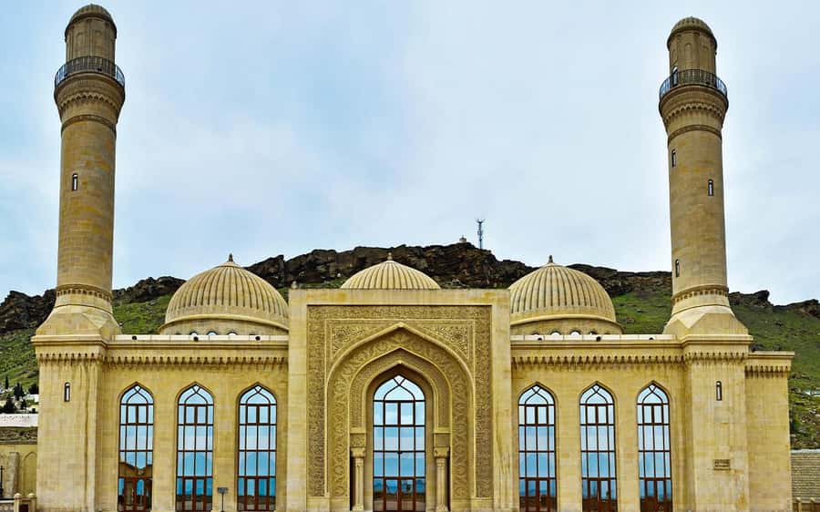 Baku: Discovery City Tour Culture, Architecture & Views - The Maiden Tower and a tiny-book surprise