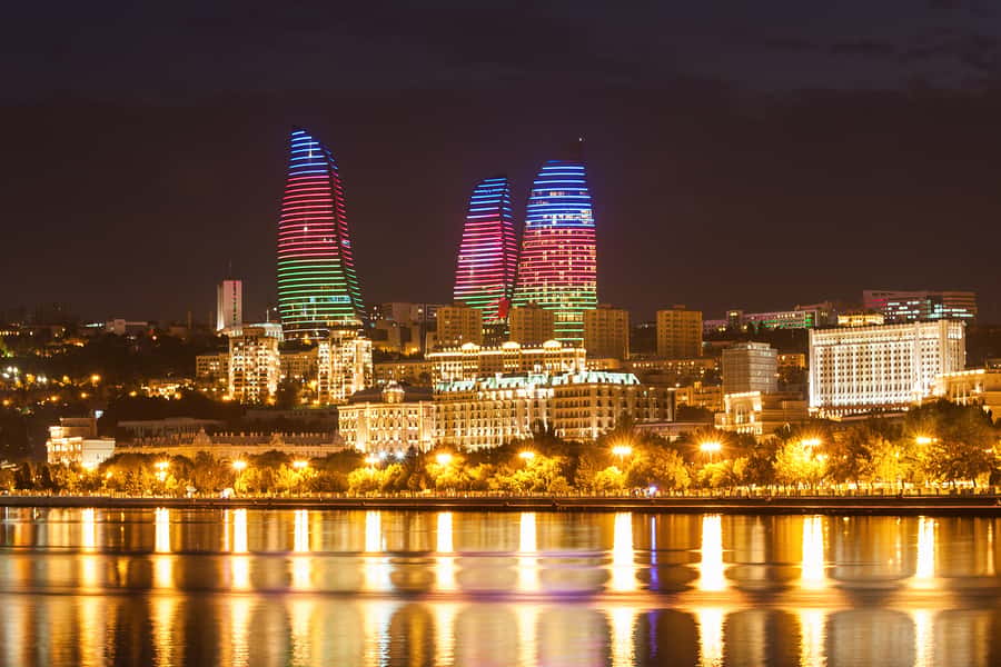 Baku:Full Day City Tour with Azerbaijani Lunch-all inclusive - Baku Boulevard and the cruise option