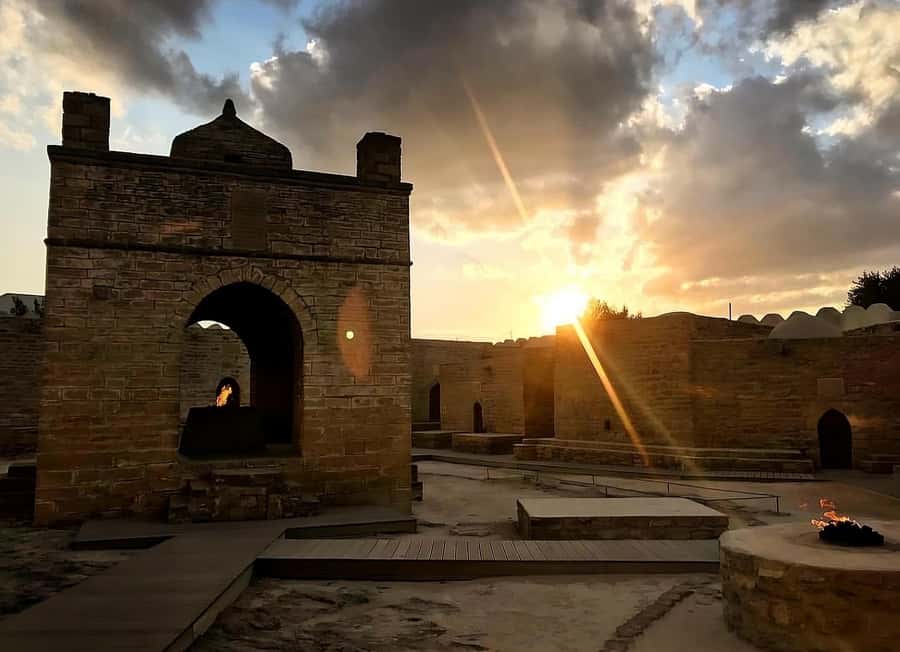 Baku: Gobustan & Absheron Trip - The long middle stretch and lunch break