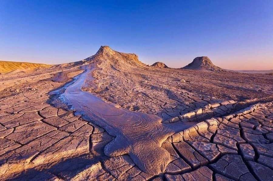Baku: Gobustan, Mud Volcano, Fire Temple & Burning Mountain - The final look at the Heydar Aliyev Cultural Center
