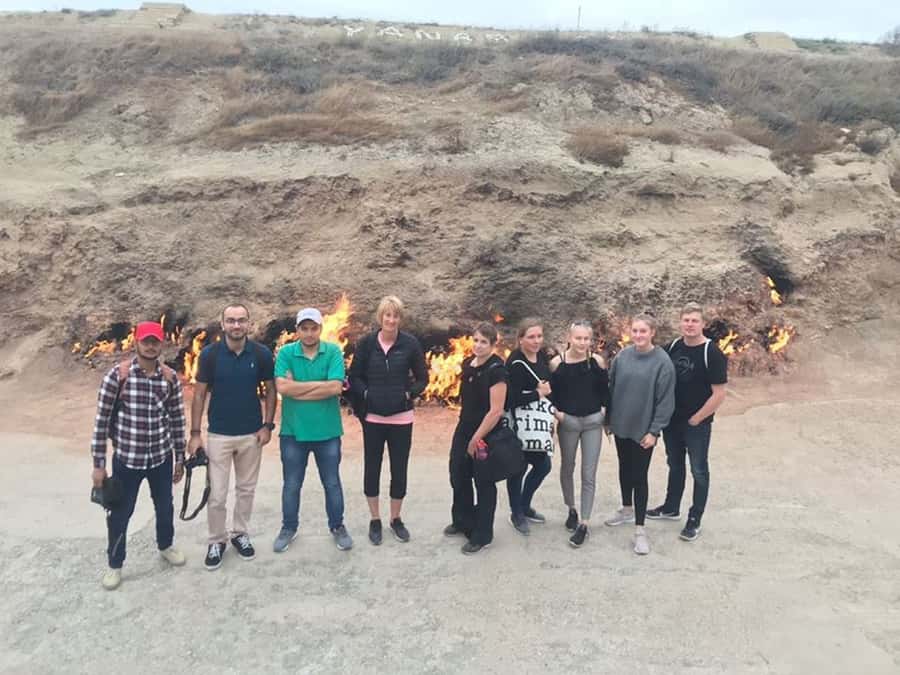 Baku: Gobustan, Volcanoes, Fire Temple and Yanardag Day Trip - Mud volcanoes and the rough ride into the countryside