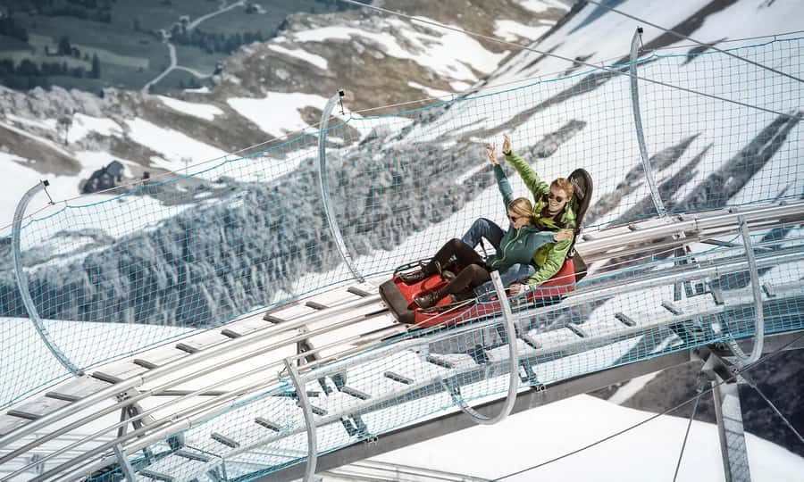 Baku: Guba, Candy Cane, and Shahdag Mountain Resort Trip - The 1.5-hour ride from Baku