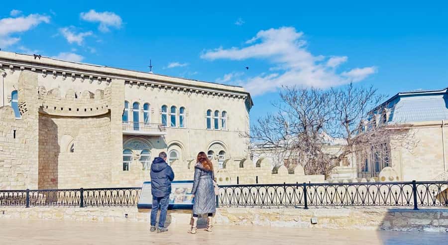 Baku: Inner City Walking Tour. - Azerbaijani tea and sweets at Balli Boutique