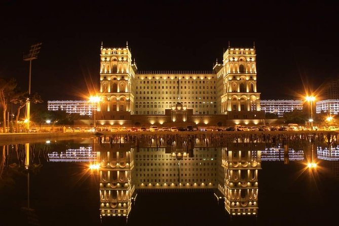 Baku Night City Tour - What the private vehicle adds