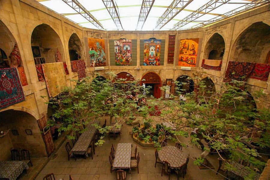 Baku: Old City Guided Walking Tour - Juma Mosque and its 1437 minaret