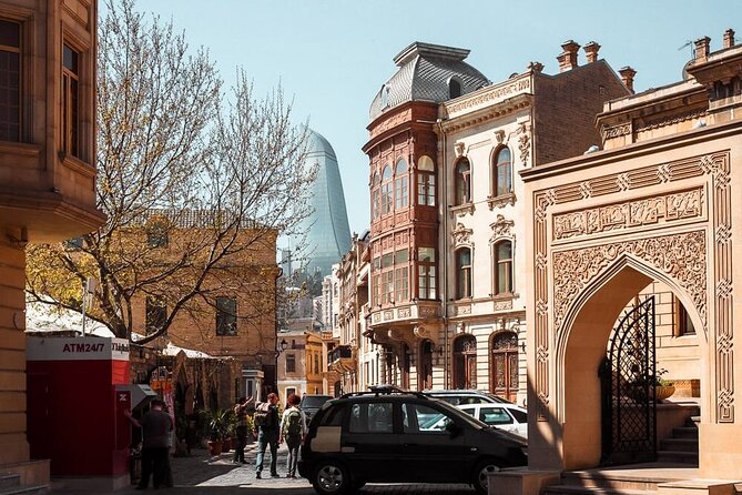 Baku Old City (Icherisheher) Group Tour - Entering Icherisheher through the Double Gate