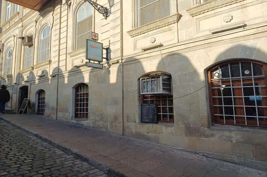 Baku Old City Tour by Heritage Travel - Shirvanshahs Palace and the entry-fee question
