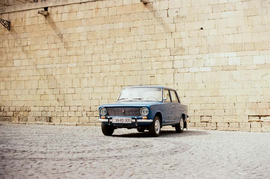 Baku Old City Wonders: A Walking Tour Through Time - Old Walls and New Skyline Views