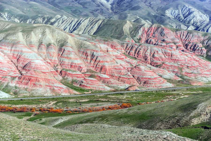 Baku: Pink Lake, Candy Cane & Beshbarmag Mountains - Beshbarmag Mountain and the Five Finger view