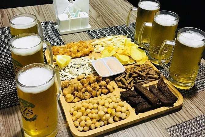 Baku Pub Experience ( All inclusive ) - Meeting at the Sabir Statue at 9:00 pm