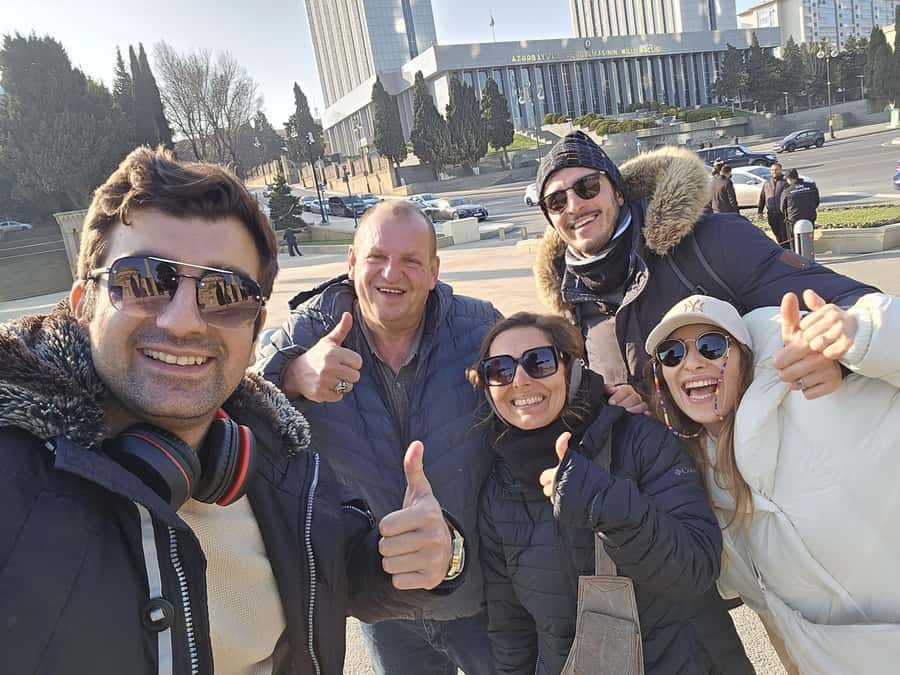 Baku: Stunning Walking Tour of Historical and Modern City - Why this route works so well in Baku