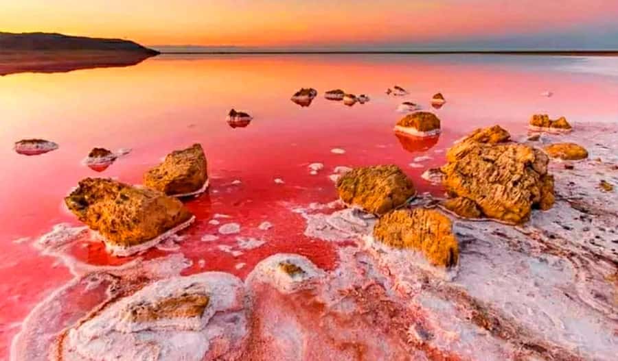 Baku: Sumgait City, Pink Lake & Vibrant Green Bazar Visit - Why This Route Works Beyond Baku