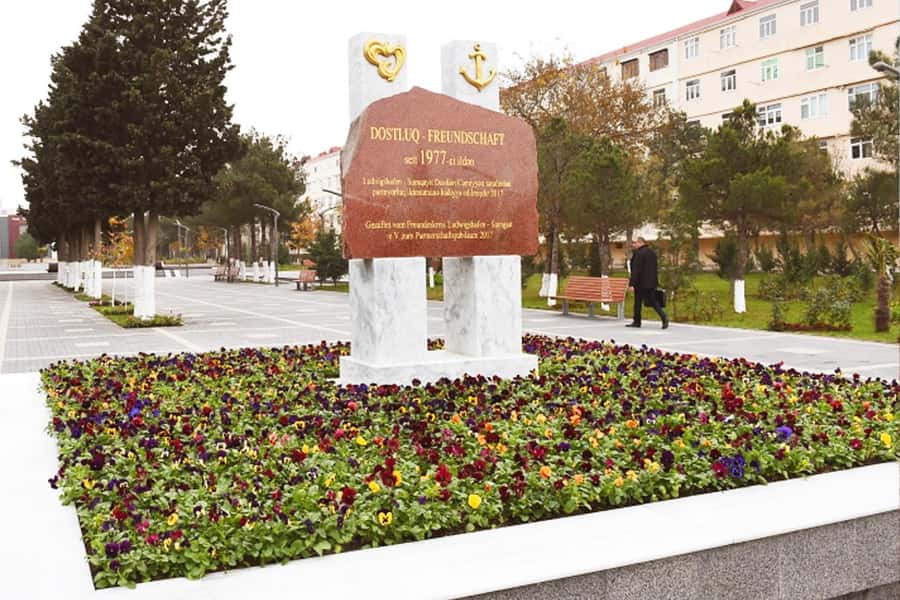 Baku: Sumgait City, Pink Lake & Vibrant Green Bazar Visit - Candy Cane Mountains and Their Red-and-White Stripes