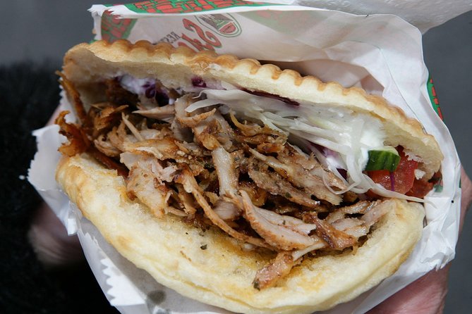 BAKU WALKING tour with the best STREET FOOD and DRINK tasting - Five things to know before booking