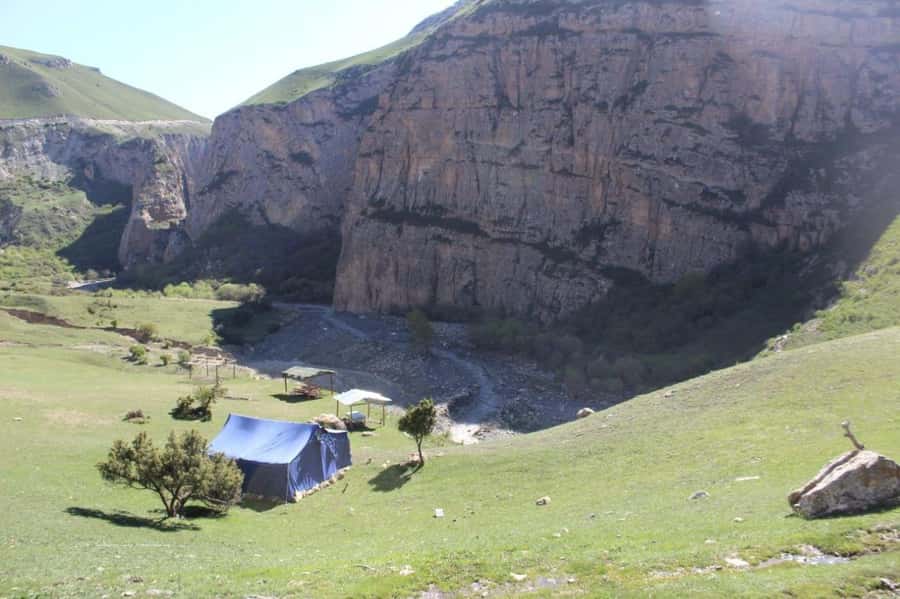 Candy Mountains - Guba - Khinaliq Guided Full Day Tour - What the $75 price really gives you