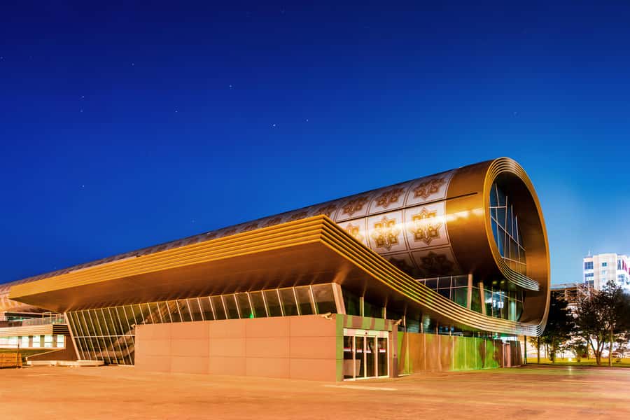 City Highlights Bike Tour - Winter Park and Baku’s newer city center