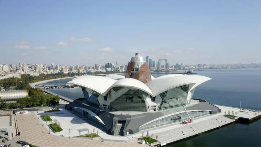 City Highlights Bike Tour - Daniz Mall and Baku’s flower-shaped waterfront
