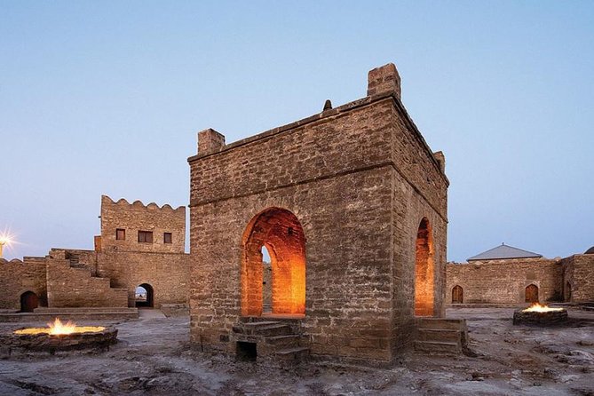 Fire Temple and Fire Mountain Tour - Yanar Dag and its ten-meter wall of flame