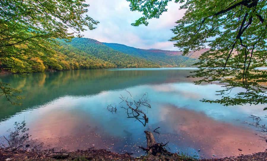 From Baku: Gabala and Shamakhi Nature Tour - Walking up to Seven Beauties Waterfall