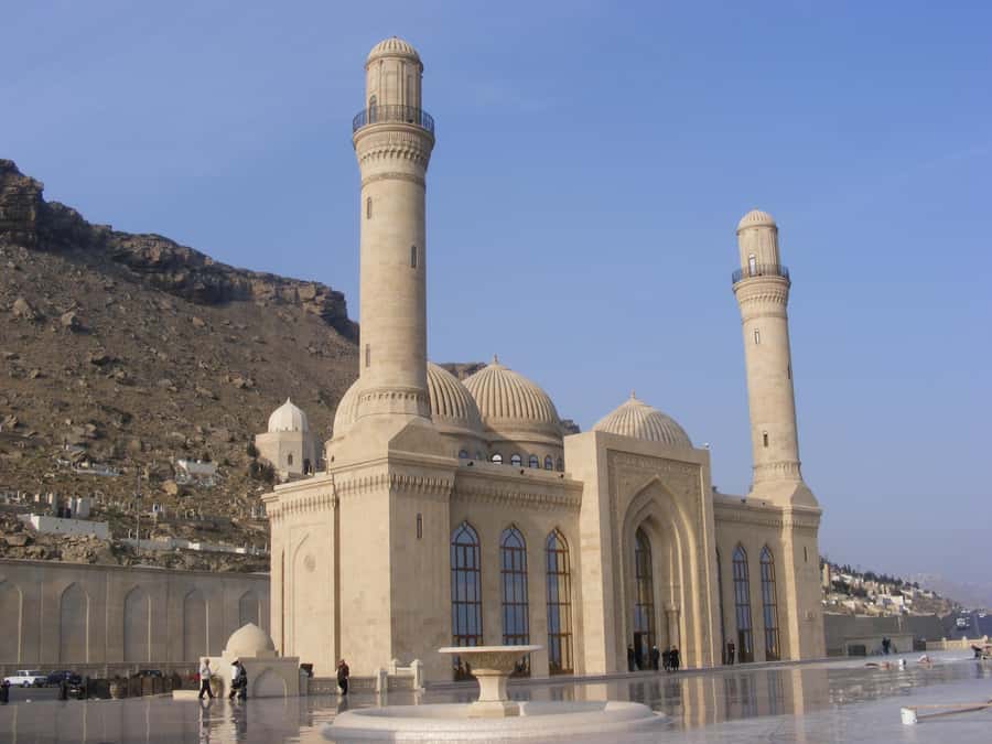 From Baku: Gobustan, Mud Volcanoes & Mosque Private Tour - Should you book it?