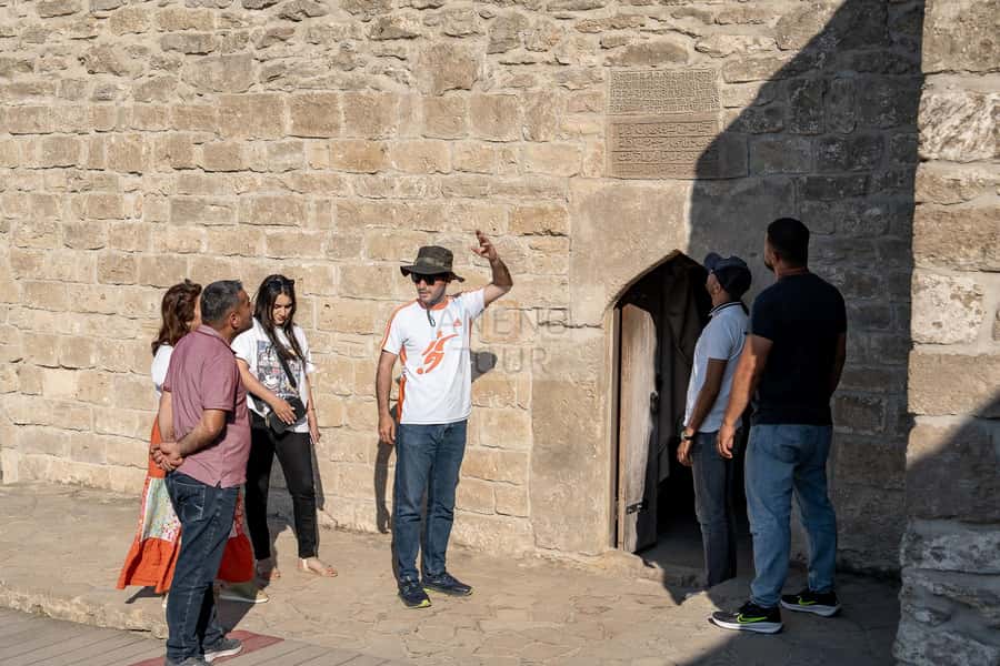 From Bakü: Sightseeing - Ateshgah - Yanardag - Gobustan - Gobustan 3D Bio Museum and the open-air rock museum