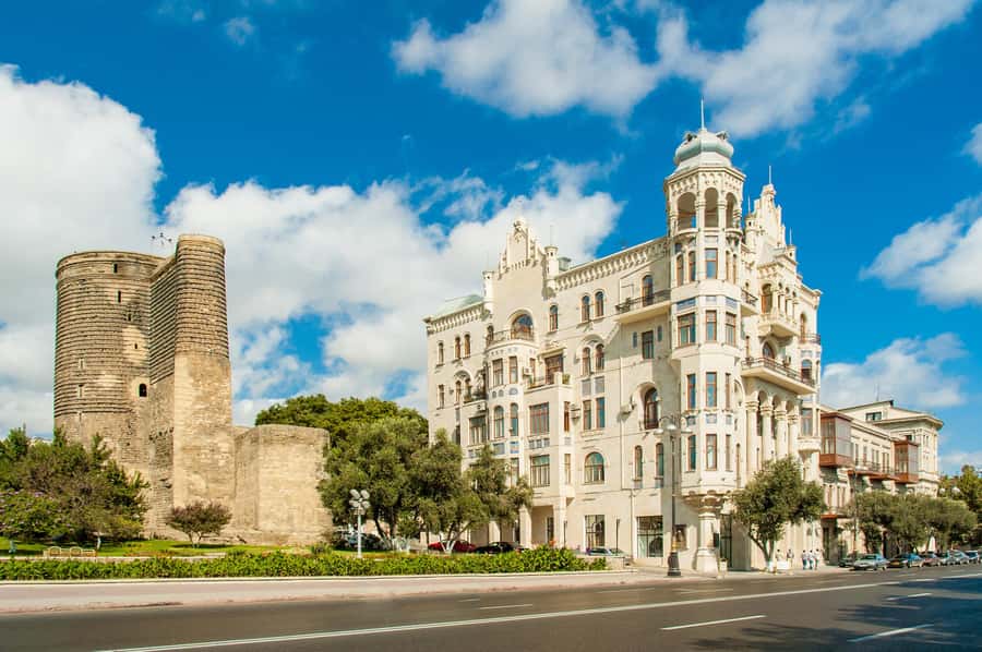 Full-Day City Tour of Baku with Azerbaijani Lunch - Is eight hours enough for Baku and Absheron?