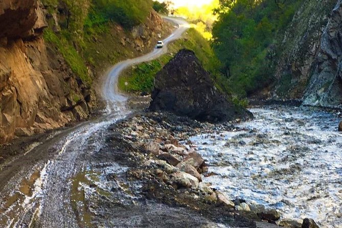 Full-Day Private Tour of Guba and Khinalig - The private vehicle makes the long route easier