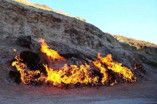 Gobustan and Absheron Private Tour - Ateshgah Fire Temple and the meaning of sacred flame