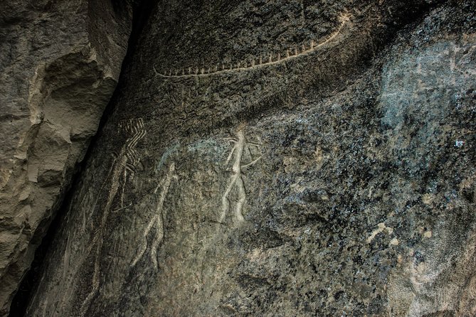 Gobustan, Mud volcanoes, Fire temple, Fire mountain GROUP TOUR - Gobustan’s petroglyphs and museum displays