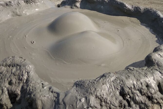 Gobustan Rock Art and Mud volcanoes PRIVATE TOUR - Who will enjoy this half-day outing?