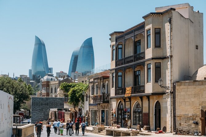 Group Walking Tour in Baku Old City - Why İçərişəhər makes a strong first stop in Baku