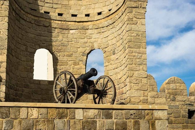 Group Walking Tour in Baku Old City - Souvenir lanes with carpets, copper, and armudu glasses