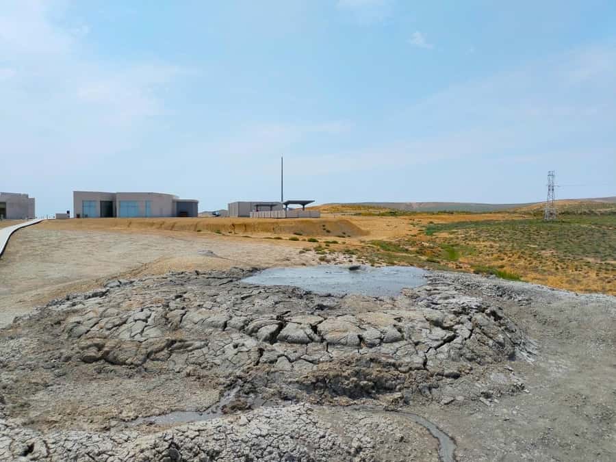 Half-Day Private Gobustan Rock Art and Mud Volcanoes Tour - Should you book this Gobustan tour?