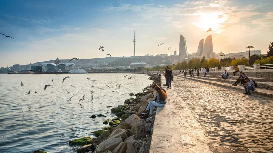 Heartbeat of Baku: Old & Modern City Walk (Group or Private) - What The Guides Add To The Experience